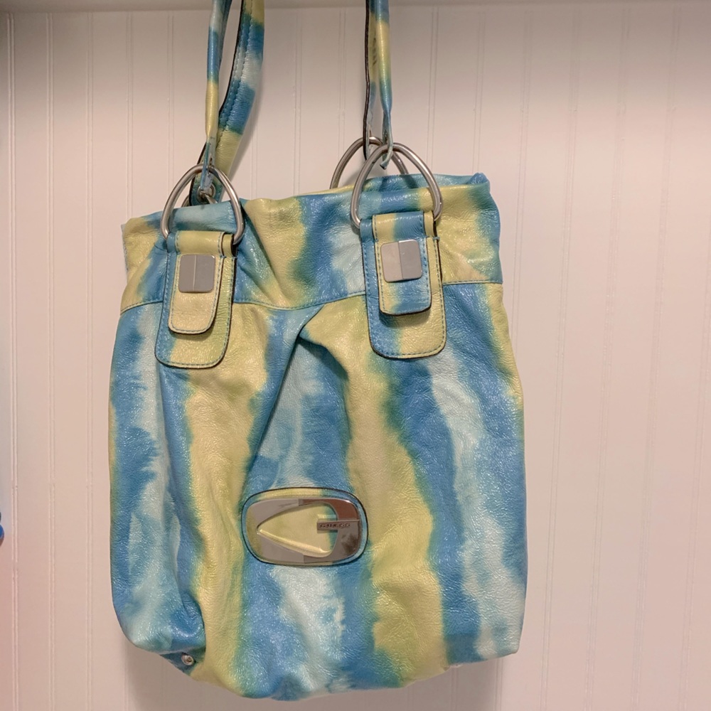 Guess tote bag